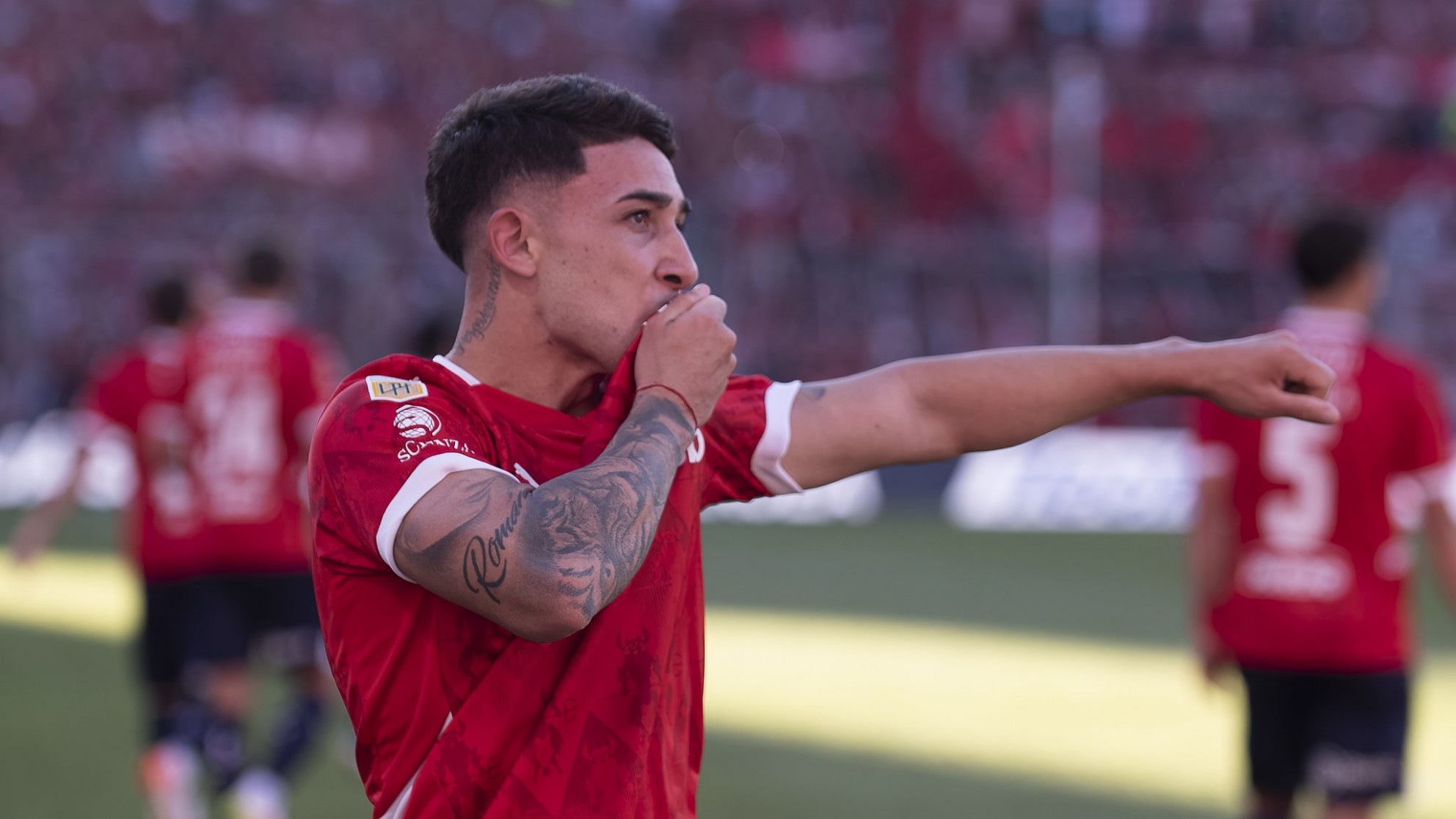 Independiente venció a Independiente Rivadavia por 1 a 0 y pasó a cuartos de final del Torneo Apertura 2025